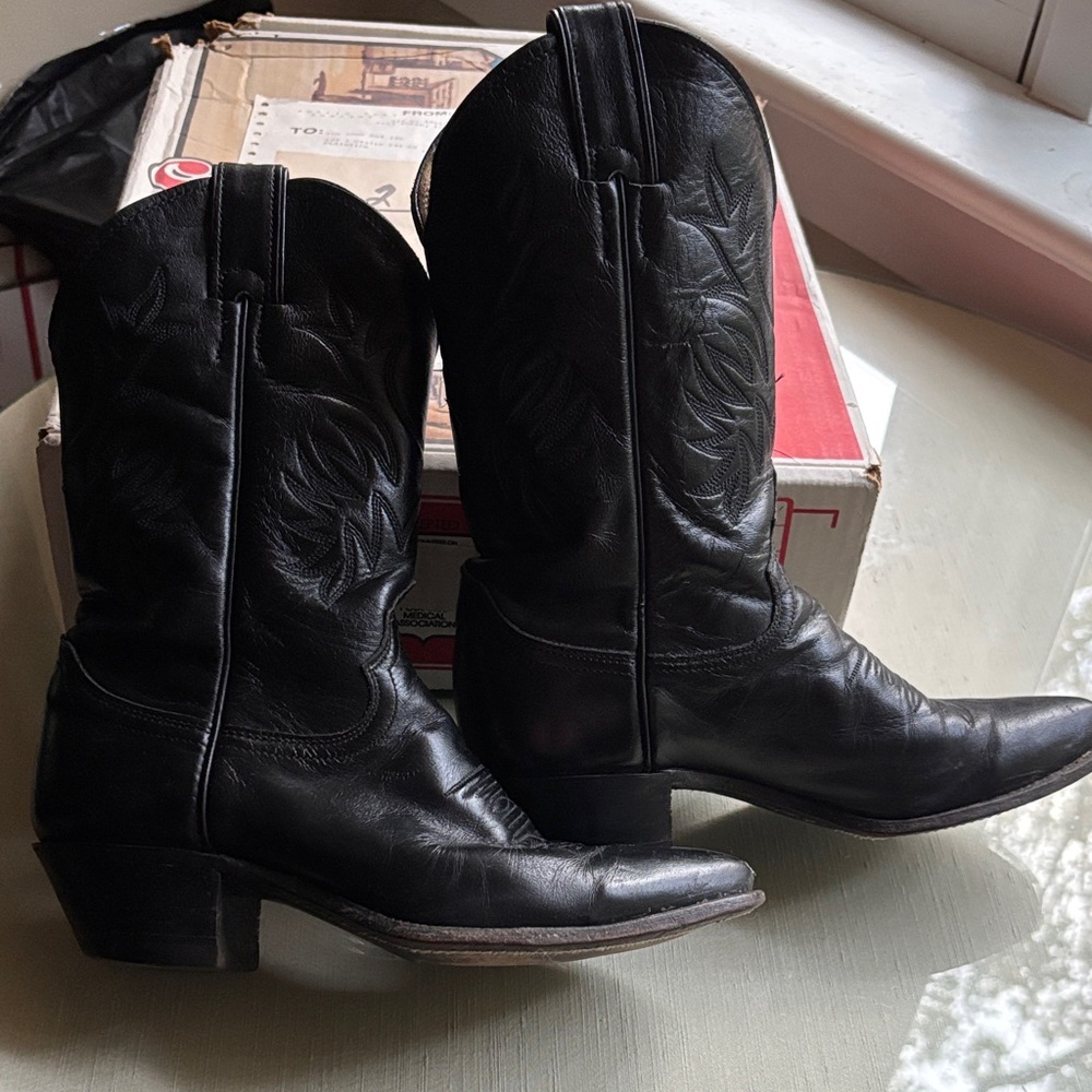 Vintage Justin Black Leather Western Boots sz 6